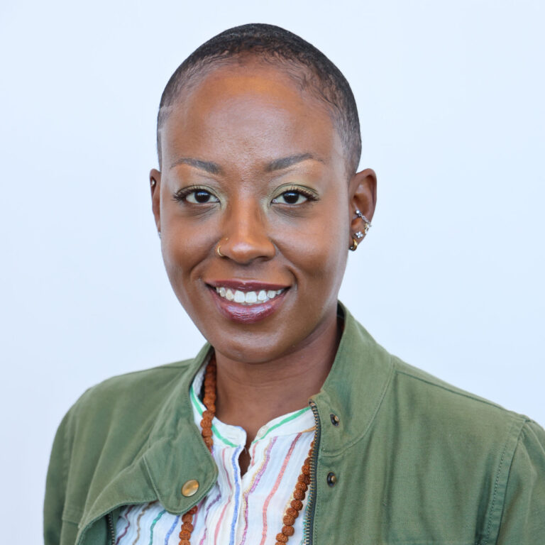 Headshot of Dindi Gaines